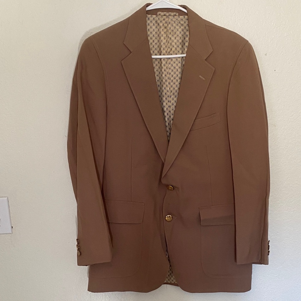 Elegant Men's Brown Blazer